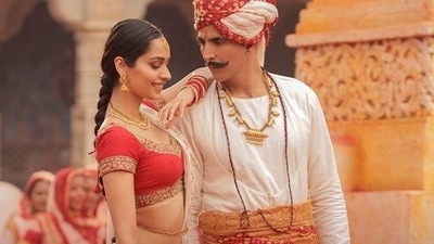 Manushi Chhillar and Akshay Kumar in a still from Samrat Prithviraj. Manushi Chhillar and Akshay Kumar in a still from Samrat Prithviraj. 