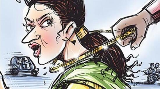 The victim approached the Borivali GRP and registered a complaint (HT File)
