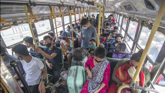 In case the passenger does not respond to the calls, their emergency contact number will be contacted by the control room. “This would be a useful feature to ensure safety for women, students, and senior citizens,” the official added. (Pratik Chorge/HT Photo)