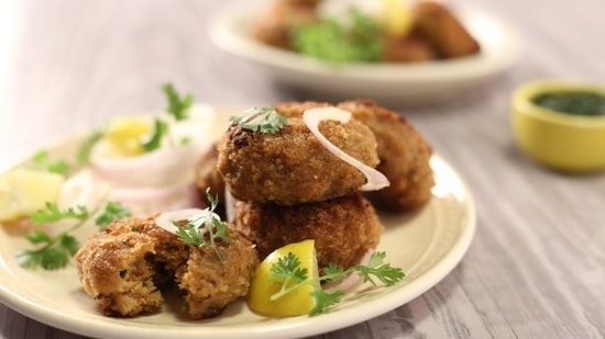 Recipe: Looking for a wonderful party starter? Try Parsi Mutton Cutlets&nbsp;(Chef Ranveer Brar)