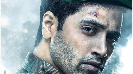 Adivi Sesh plays Sandeep Unnikrishnan in Major.