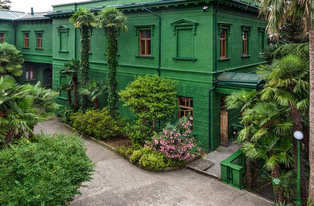 Stalin’s dacha (country house) near Moscow. (Shutterstock) Stalin’s dacha (country house) near Moscow. (Shutterstock)