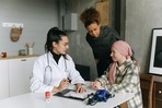 Can some early stage breast cancer patients safely skip chemotherapy? (Thirdman) Can some early stage breast cancer patients safely skip chemotherapy? (Thirdman)