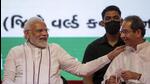 Prime minister Narendra Modi and chief minister Uddhav Thackeray at an event on Tuesday. Satish Bate/ HT Photo Prime minister Narendra Modi and chief minister Uddhav Thackeray at an event on Tuesday. Satish Bate/ HT Photo