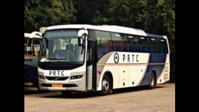 Mann, Kejriwal to flag off Volvo bus service from Punjab to IGI airport (HT File Photo)