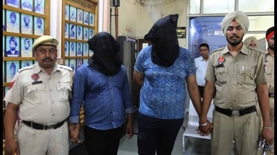 The duo arrested from Bihar and Chhattisgarh in custody of the Ludhiana police on Tuesday. (Harvinder Singh/HT) The duo arrested from Bihar and Chhattisgarh in custody of the Ludhiana police on Tuesday. (Harvinder Singh/HT)