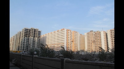The city’s spread has been flagrant over land reclaimed from swamp and sea, on newer suburbs and since the early 1990s, spiralling upwards in apartment complexes or squashed into apartments constructed for rehabilitating slum residents. (Hindustan Times) The city’s spread has been flagrant over land reclaimed from swamp and sea, on newer suburbs and since the early 1990s, spiralling upwards in apartment complexes or squashed into apartments constructed for rehabilitating slum residents. (Hindustan Times)