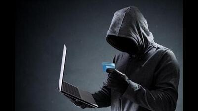 A man posing as a friend’s son duped a Mohali resident of  ₹4.5 lakh. (iStockphoto)