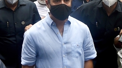 New Delhi: Congress leader Rahul Gandhi leaves for ED office amid protest march by party workers, after being summoned for questioning in the National Herald case by ED, (PTI Photo/Manvender Vashist) (PTI) New Delhi: Congress leader Rahul Gandhi leaves for ED office amid protest march by party workers, after being summoned for questioning in the National Herald case by ED, (PTI Photo/Manvender Vashist) (PTI)