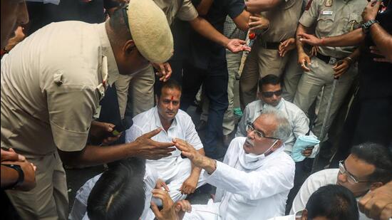 Chhattisgarh chief minister Bhupesh Baghel during the protest against ED’s questioning of Congress leader Rahul Gandhi, in New Delhi on Tuesday. (ANI) Chhattisgarh chief minister Bhupesh Baghel during the protest against ED’s questioning of Congress leader Rahul Gandhi, in New Delhi on Tuesday. (ANI)