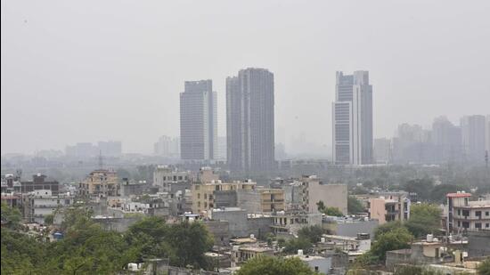 According to officials, the corporation will execute large-scale civic services such as cleaning and desilting of drains, and patchworking of roads on an immediate basis. (Vipin Kumar/HT PHOTO) According to officials, the corporation will execute large-scale civic services such as cleaning and desilting of drains, and patchworking of roads on an immediate basis. (Vipin Kumar/HT PHOTO)
