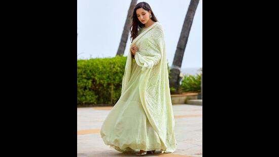 Nora Fatehi looks elegant in a do taar chikankari dupatta with sunflower motif (Photo: Instagram)