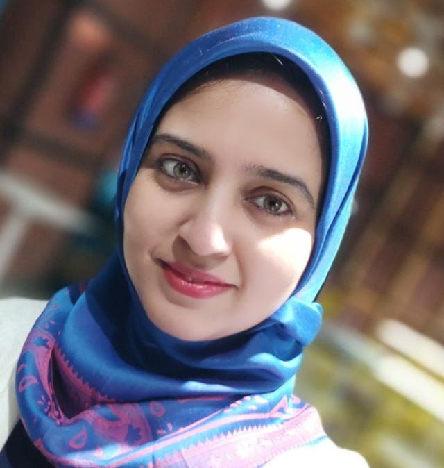 Author Zehra Naqvi (zehranaqviauthor.com)