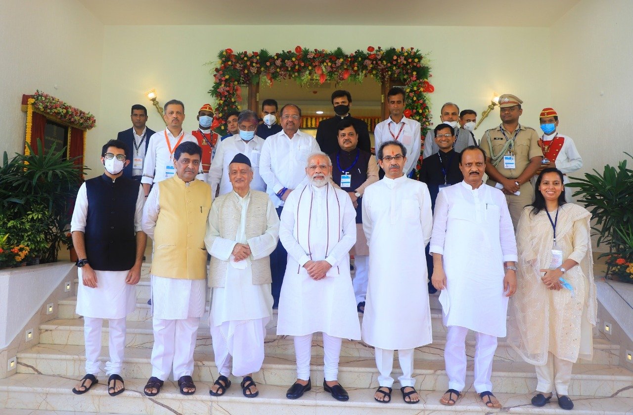 PM Modi with Maharashtra CM Uddhav Thackeray, governor Bhagat Singh Koshyari and others at Raj Bhawan in Mumbai. (@CMOMaharashtra) PM Modi with Maharashtra CM Uddhav Thackeray, governor Bhagat Singh Koshyari and others at Raj Bhawan in Mumbai. (@CMOMaharashtra)