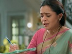 Yeh Rishta Kya Kehlata Hai's latest episode sees Manjari make up her mind about her divorce. Yeh Rishta Kya Kehlata Hai's latest episode sees Manjari make up her mind about her divorce.