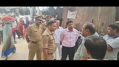 DM Ravi Ranjan and SSP Ashish Tiwari visiting glass factories in Firozabad on Wednesday. (HT) DM Ravi Ranjan and SSP Ashish Tiwari visiting glass factories in Firozabad on Wednesday. (HT)