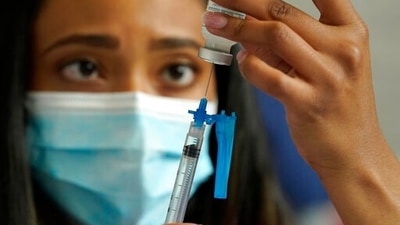 The SII is also learnt to have made a presentation before the working group of HPV constituted separately by the NTAGI to review the data and usefulness of this vaccine last Wednesday. ( representative image) The SII is also learnt to have made a presentation before the working group of HPV constituted separately by the NTAGI to review the data and usefulness of this vaccine last Wednesday. ( representative image)