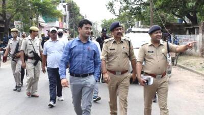 Prayagraj officials visiting the old city areas on Wednesday (HT PHOTO)