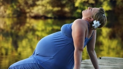 Pain or cramping in the lower abdomen: During the first trimester, a woman’s body is preparing for the growing baby and pain or cramping in the stomach is normal. But severe pain or cramping that does not go away after 30 to 60 minutes might indicate a high-risk pregnancy. Persistent cramping that ranges from moderate to severe pain can be the indication of ectopic pregnancy which can be life-threatening. Women experiencing extreme pain or cramps along with vaginal bleeding should consult their doctor immediately. (Pixabay) Pain or cramping in the lower abdomen: During the first trimester, a woman’s body is preparing for the growing baby and pain or cramping in the stomach is normal. But severe pain or cramping that does not go away after 30 to 60 minutes might indicate a high-risk pregnancy. Persistent cramping that ranges from moderate to severe pain can be the indication of ectopic pregnancy which can be life-threatening. Women experiencing extreme pain or cramps along with vaginal bleeding should consult their doctor immediately. (Pixabay)