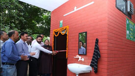 MC commissioner Anindita Mitra inaugurating the new toilet block at Fragrance Garden, Chandigarh. (HT Photo)