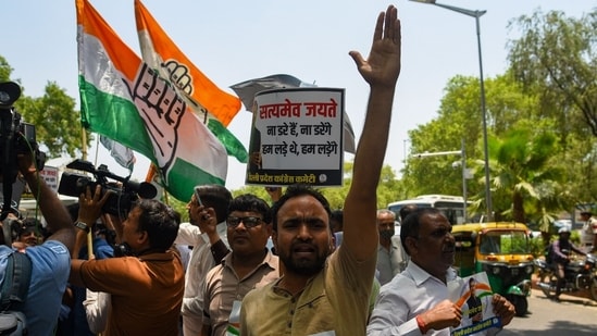 Congress leaders and workers intensify their protests as ED summons Rahul Gandhi for third day in the National Herald Case.(Amal KS/Hindustan Times)