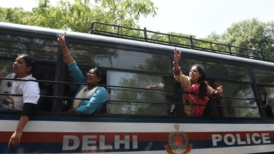 Congress workers protest March at AICC in New Delhi(Arvind Yadav/Hindustan Times)