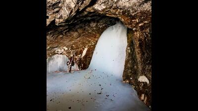 Jammu and Kashmir lieutenant governor and Shri Amarnathji Shrine Board (SASB) chairperson Manoj Sinha launched an online helicopter booking portal for the Amarnath yatra, which is scheduled to start from June 30.) (ANI)