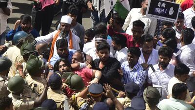 Congress party workers protest against the questioning of Rahul Gandhi by the Enforcement Directorate over money laundering charges in the National Herald case, at Walkeshwar, in Mumbai on Thursday. (Anshuman Poyrekar/HT PHOTO) Congress party workers protest against the questioning of Rahul Gandhi by the Enforcement Directorate over money laundering charges in the National Herald case, at Walkeshwar, in Mumbai on Thursday. (Anshuman Poyrekar/HT PHOTO)