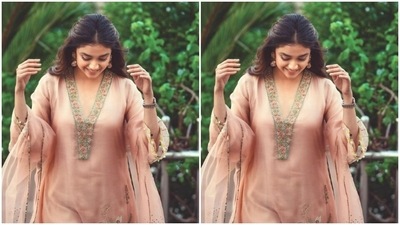 “Feeling peachy,” Keerthy declared her love for peach with this caption. (Instagram/@keerthysureshofficial)