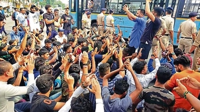 Protests erupted across hill-state against the controversial Agnipath scheme for recruitment into the armed forces. (HT Photo) Protests erupted across hill-state against the controversial Agnipath scheme for recruitment into the armed forces. (HT Photo)