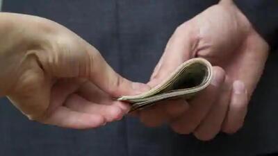 Acting on the complaint, a team of the bureau managed to catch them red-handed and  ₹1 lakh was also recovered from them from Nissing office of the UHBVN. (Image for representational purpose)