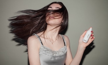 Onion vs minoxidil, which of these work best for hair fall? Experts answer (Photo by Curology on Unsplash) Onion vs minoxidil, which of these work best for hair fall? Experts answer (Photo by Curology on Unsplash)