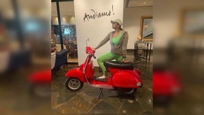 Huma Qureshi added some humour to her post and wrote, “Manifest your best life 💚 And while the Universe does it’s magic … continue to be a goofball … PS - no scooters or flowers were harmed during the making of this post .. #childatheart #goofball #neon #manifestation #madd” (Instagram/@iamhumaq) Huma Qureshi added some humour to her post and wrote, “Manifest your best life 💚 And while the Universe does it’s magic … continue to be a goofball … PS - no scooters or flowers were harmed during the making of this post .. #childatheart #goofball #neon #manifestation #madd” (Instagram/@iamhumaq)