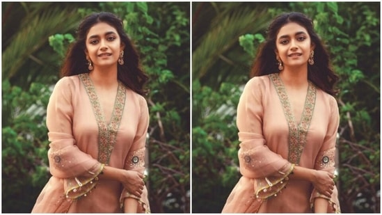 Keerthy decked up in a peach salwar with a V-neckline and minimal embroidery work in multicolour threads and quarter sleeves decorated in multicolour details.(Instagram/@keerthysureshofficial)