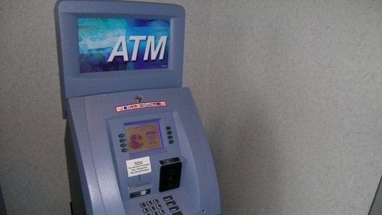 Der Vorfall wurde am Mittwoch an einem Geldautomaten einer Privatbank in der Stadt Khaparkheda gemeldet. (Repräsentatives Bild)