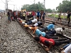Army aspirants perform pushups on a railway track, blocking it to protest against the Agnipath Recruitment Scheme for the Armed Forces, in Dhanbad, Jharkhand, on Friday, June 17, 2022. (ANI Photo) Army aspirants perform pushups on a railway track, blocking it to protest against the Agnipath Recruitment Scheme for the Armed Forces, in Dhanbad, Jharkhand, on Friday, June 17, 2022. (ANI Photo)
