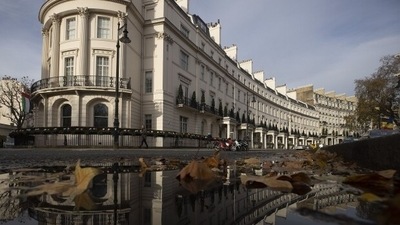A terrace of residential houses in the Belgravia district of London.