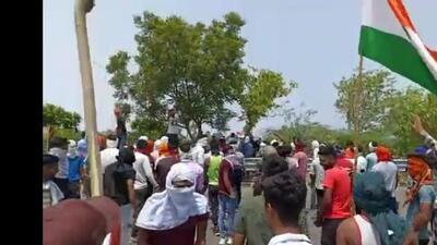 225 booked as protest over Agnipath scheme erupts in Jewar 225 booked as protest over Agnipath scheme erupts in Jewar
