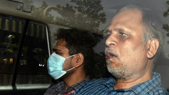 New Delhi, June 09 (ANI): Delhi Health Minister Satyendar Jain being brought to Enforcement Directorate (ED) office from Rouse Avenue District Court in connection with the money laundering case, in New Delhi. (File photo) (ANI )