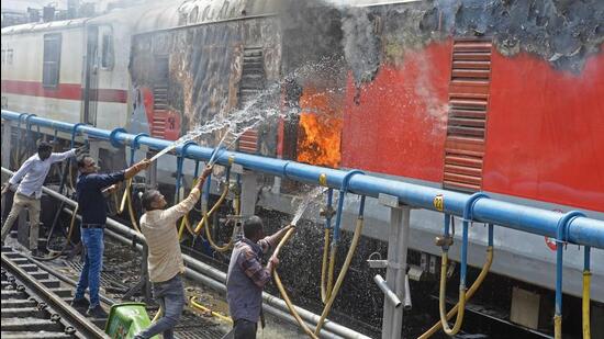 Train set on fire at Secunderabad railway station. (AFP)