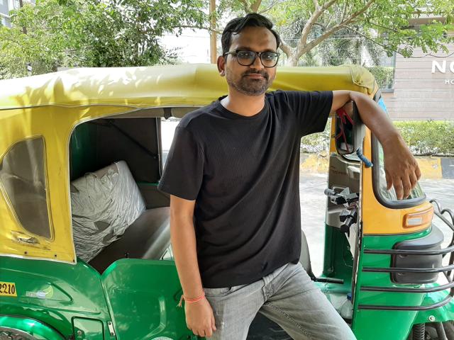 Director Deepak Kumar Mishra posing against an auto on his visit to Lucknow. (Deep Saxena/HT) Director Deepak Kumar Mishra posing against an auto on his visit to Lucknow. (Deep Saxena/HT)