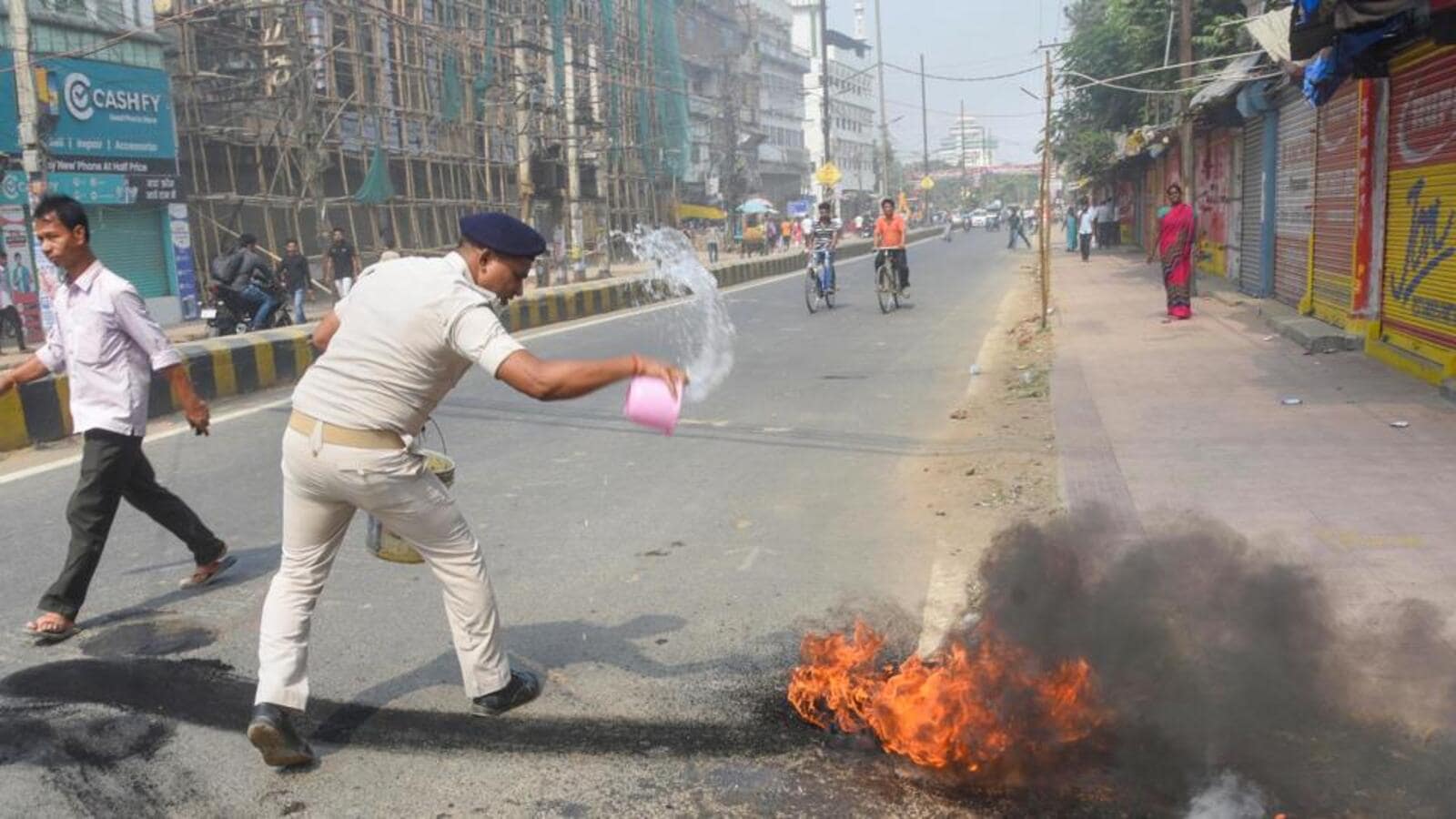 Bihar bandh: Sporadic violence by Agnipath protestors amid tight security