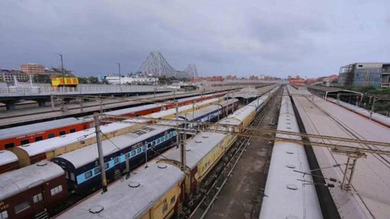 Agnipath protests: Eastern Railway cancels 13 trains originating from Bengal | Kolkata