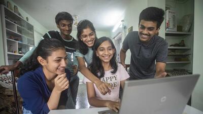 Students of Maharashtra SSC Board react as they check their results on the laptop on Friday. (Pratham Gokhale/HT Photo) Students of Maharashtra SSC Board react as they check their results on the laptop on Friday. (Pratham Gokhale/HT Photo)