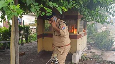 Four trains were immediately halted outside the Ludhiana railway station, including New Delhi Shatabdi, Shan-e-Punjab, Nangal Dam Express and Pathankot-Delhi Express. (HT Photo) Four trains were immediately halted outside the Ludhiana railway station, including New Delhi Shatabdi, Shan-e-Punjab, Nangal Dam Express and Pathankot-Delhi Express. (HT Photo)