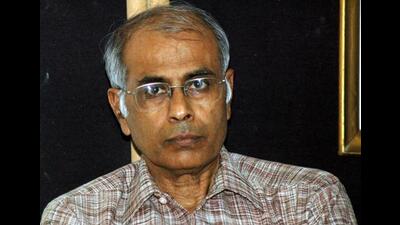 Narendra Dabholkar was shot dead on August 20, 2013, when he was on a morning walk on the Onkareshwar Bridge in Pune. (Archive) Narendra Dabholkar was shot dead on August 20, 2013, when he was on a morning walk on the Onkareshwar Bridge in Pune. (Archive)