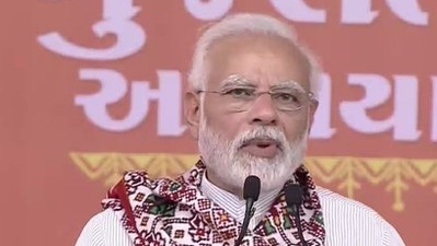 Prime Minister Narendra Modi addresses a rally in Vadodara. (Twitter/ANI) Prime Minister Narendra Modi addresses a rally in Vadodara. (Twitter/ANI)