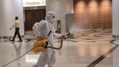 As many as 8,148 people recuperated from the disease in the last 24 hours, bringing the total number of recoveries to 42,690,845. (Satish Bate/HT PHOTO)