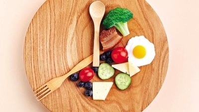 Intermittent fasting for at least 18 days out of 21: 16:8 is most preferred type of IF. It means you are going to be eating for 8 hours and fasting for 16 hours - just water nothing else in fasting window. You can choose for yourself. 15:9 or 14:10 is fine as well. For diabetic and low blood pressure patients, even 12:12 is fine (circadian rhythm fasting). (Shutterstock) Intermittent fasting for at least 18 days out of 21: 16:8 is most preferred type of IF. It means you are going to be eating for 8 hours and fasting for 16 hours - just water nothing else in fasting window. You can choose for yourself. 15:9 or 14:10 is fine as well. For diabetic and low blood pressure patients, even 12:12 is fine (circadian rhythm fasting). (Shutterstock)