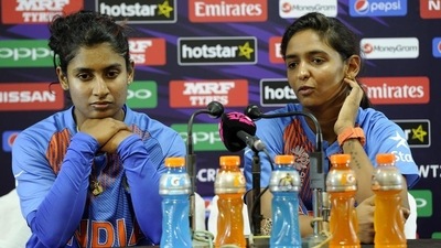 File image of Mithali Raj (left) and India’s Harmanpreet Kaur. (Getty Images) File image of Mithali Raj (left) and India’s Harmanpreet Kaur. (Getty Images)